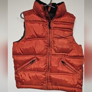 GAP Men's Rust Puffer Vest